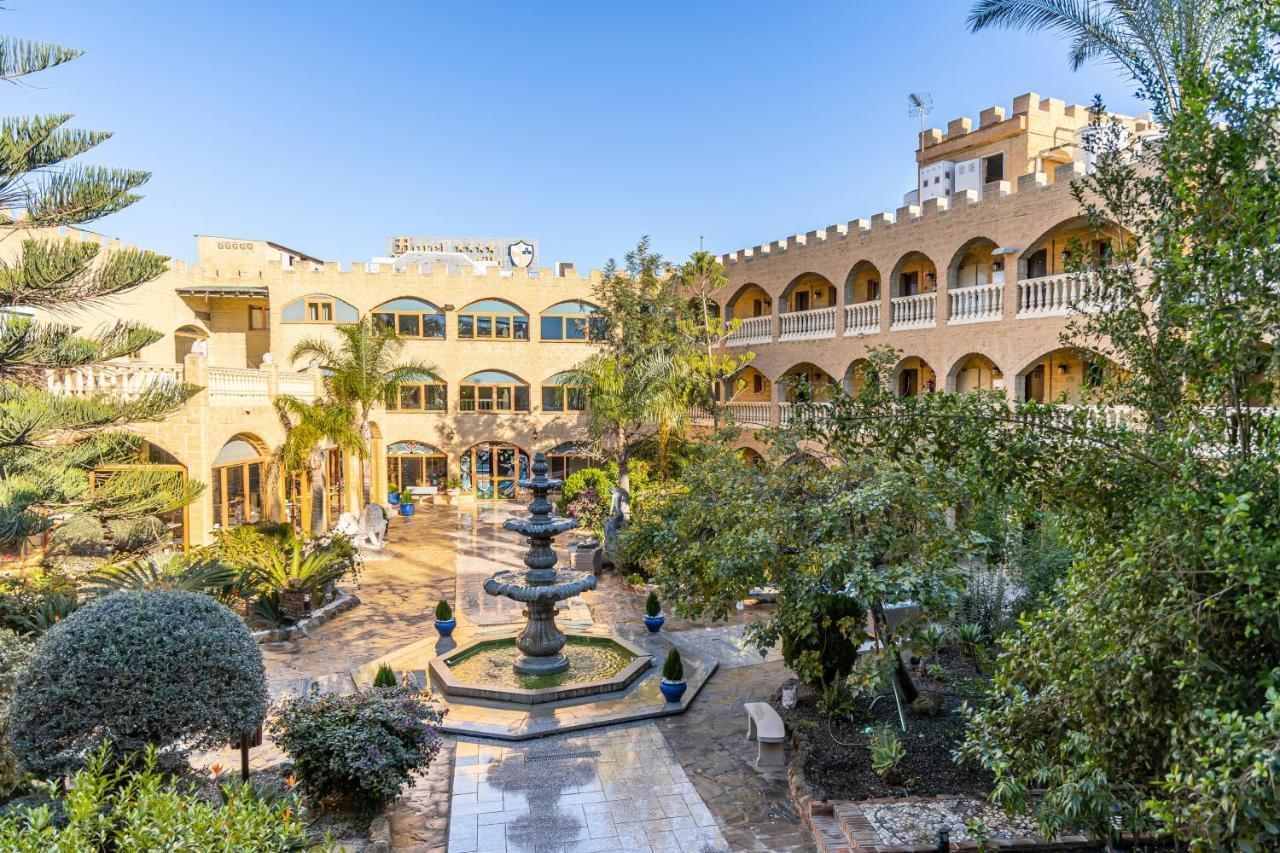 Hotel Plaza Del Castillo มาลากา ภายนอก รูปภาพ