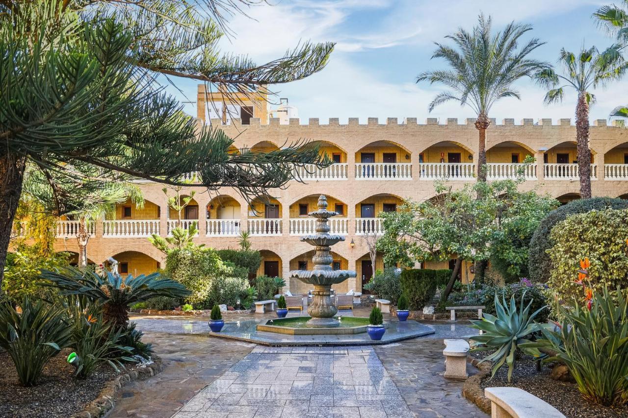 Hotel Plaza Del Castillo มาลากา ภายนอก รูปภาพ