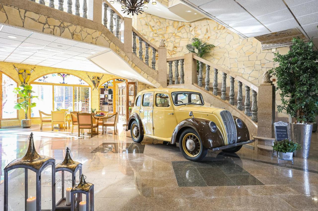 Hotel Plaza Del Castillo มาลากา ภายนอก รูปภาพ
