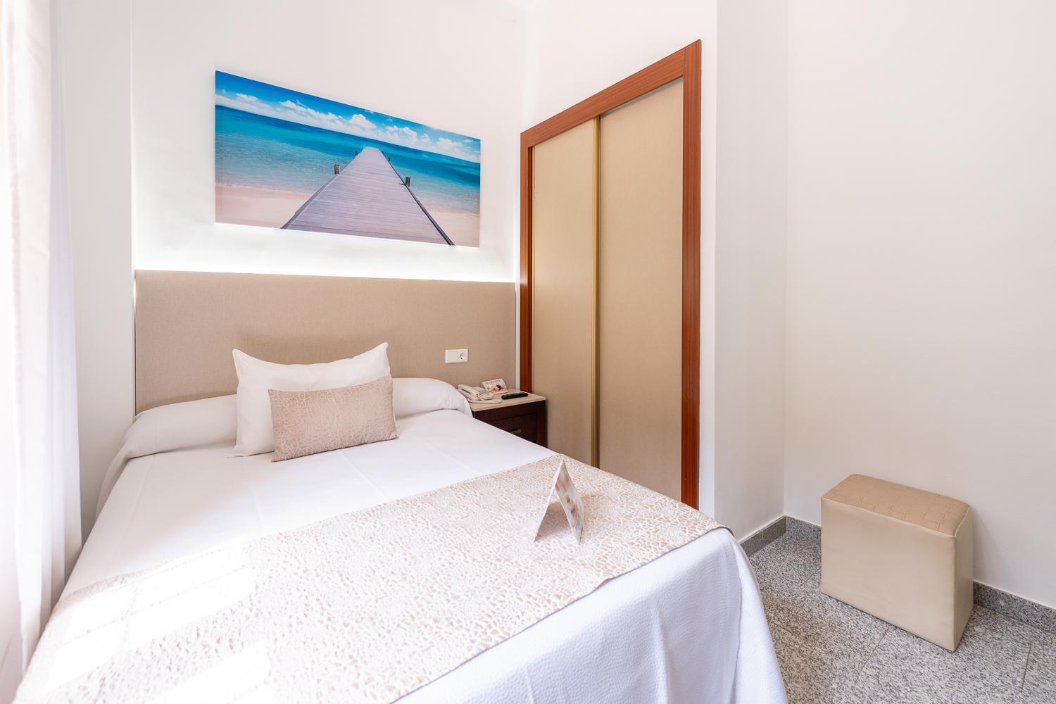 Hotel Plaza Del Castillo มาลากา ห้อง รูปภาพ