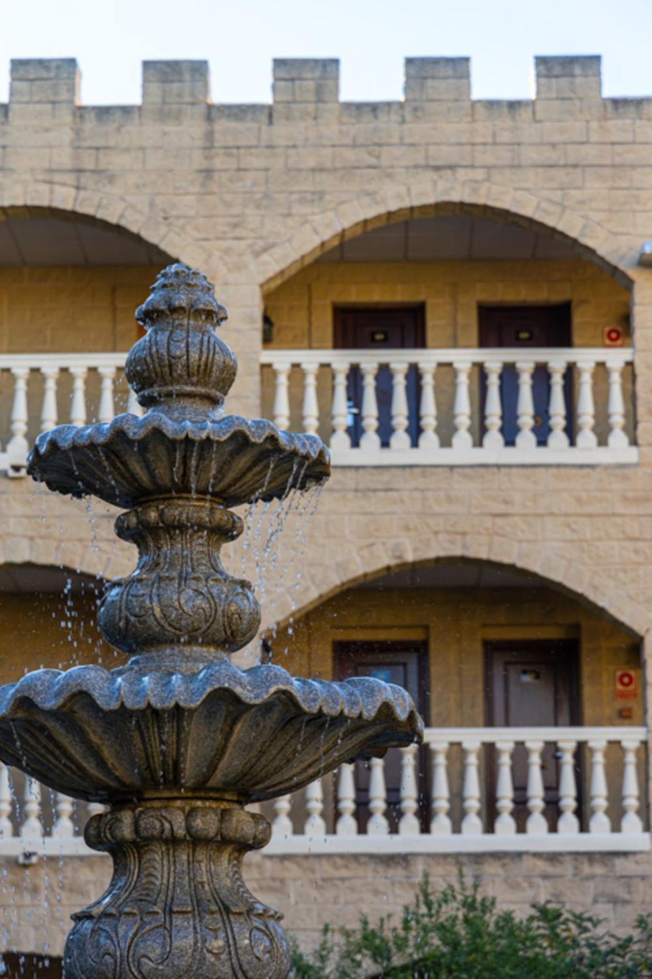 Hotel Plaza Del Castillo มาลากา ภายนอก รูปภาพ
